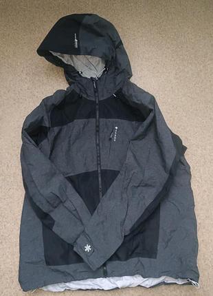 Оригинальная стильная водоотталкивающая куртка спортсери премиум бренда akka outdoor adventure