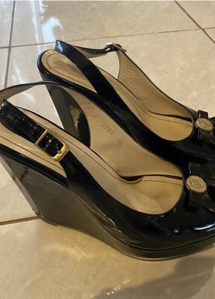 Оригінальні італійські туфлі fellini з бантиками