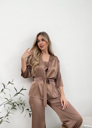 Изысканный комплект из шелка