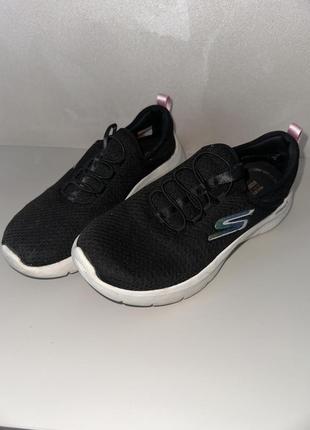Кроссовки skechers 36р