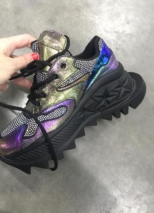 Кросівки платформа тренд в стразах камінчиках