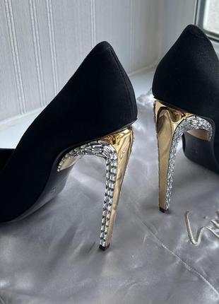 Туфлі giuseppe zanotti. розмір 38. нові.