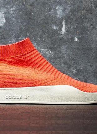 Кросівки adidas оригінал 43 розміру в ідеальному стані