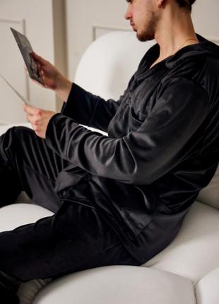 Пижама из плюшевого велюра на пуговицах