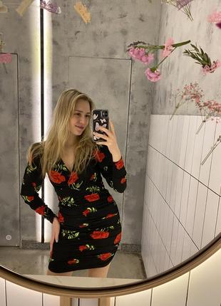 Платье с цветами