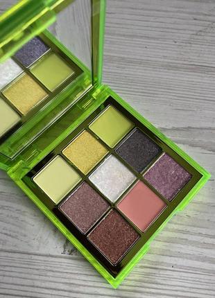 Палетка теней huda beauty neon