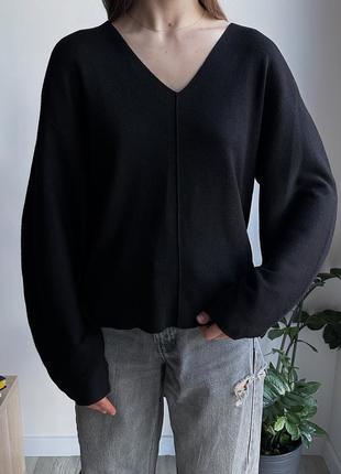 Черный свитер h&m