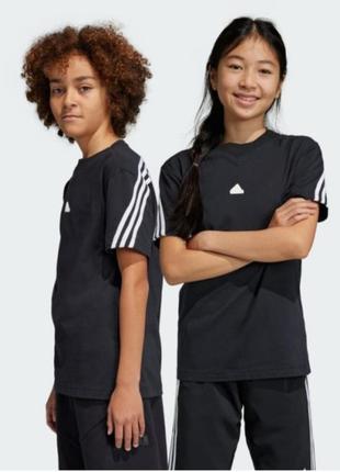 Футболка чёрная adidas