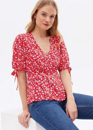 Брендова віскозна блузка "new look" червона з квітковим принтом. розмір uk10/eur38.