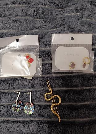 Набір, сережки та заколка