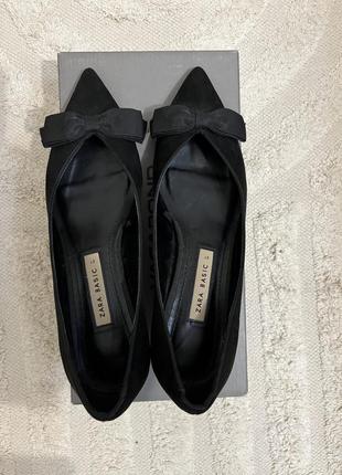 Нові човники zara