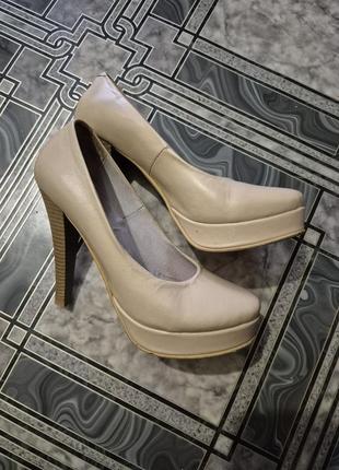 Гарні туфлі