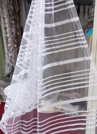 Тюль с горизонтальными полосками