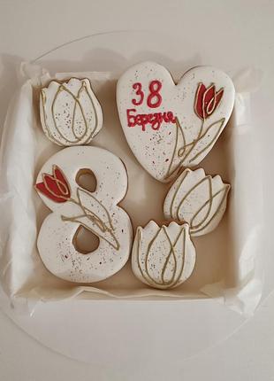 Подарунок до 8 березня, пряники до 8 березня 💐