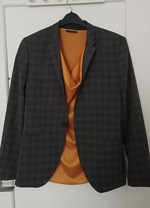 Пиджак женский h&m, идеальное состояние, облик нового, стильный и современный, шикарное качество