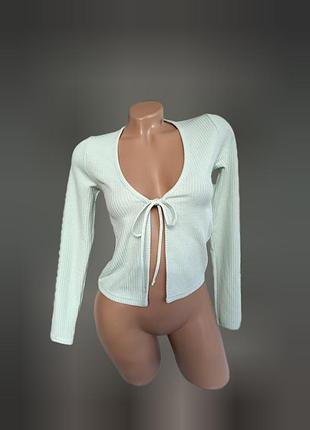 Кофтинка в рубчик на завязке