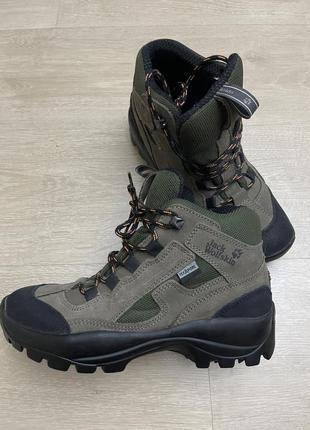 Тренинговые ботинки jack wolfskin, берцы