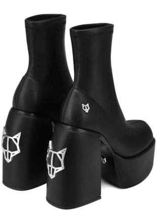 Naked wolfe каблуки низькі чобити брац dollskill demonia