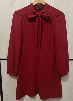 Червона сукня zara