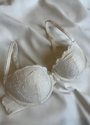 Нежный бюстгальтер