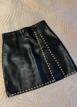 Жіноча шкіряна спідниця