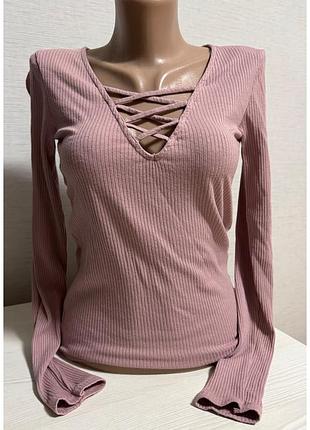 Кофта в рубчик з вирізом