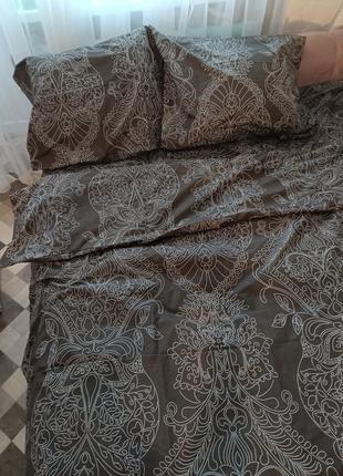 Новое постельное белье!
размеры стандартные
полуторка 960
двуспальная 1060