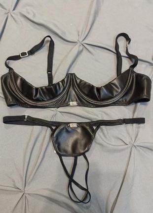 Набір еротичної білизни з відкритим доступом ліф напівбра + труси стрінги бюстгальтер фетіш фетиш ла