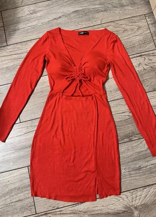 Ефектна сексі червона сукня в рубчик xs s
