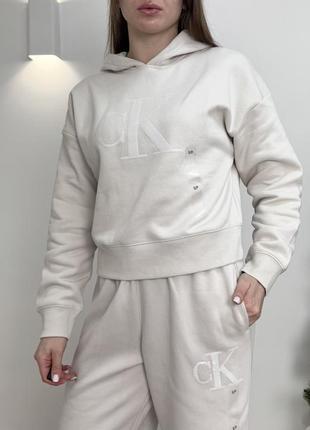 Костюм calvin tements klein
