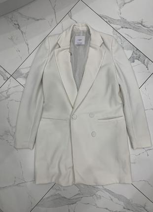 Пальто пиджак mango белый