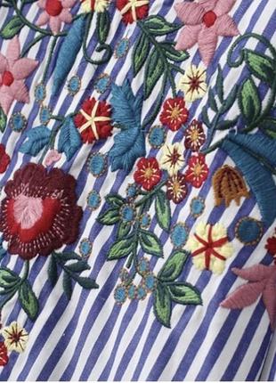 Рубашка с вышивкой