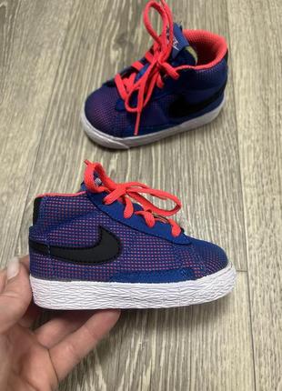 Оригинальные кроссовки хайтопы кросівки черевики nike 21p
