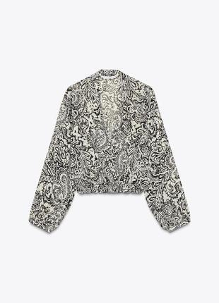 Рубашка в швейцарский горошек с принтом5 фото