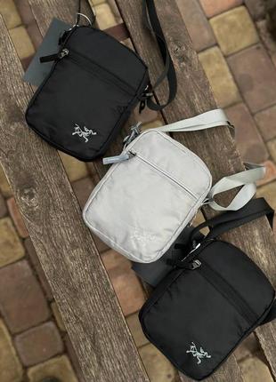 Дуже вмістка сумка arcteryx