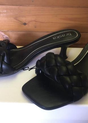 Туфлі б/у фірмові