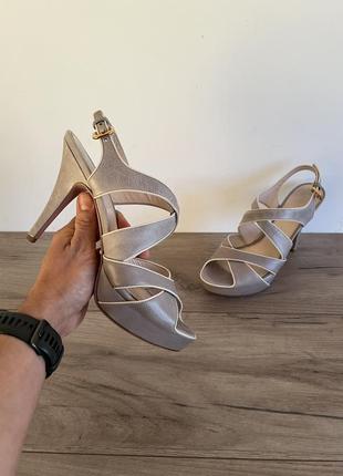 prada mini leather sandals босоножки кожаные оригинал