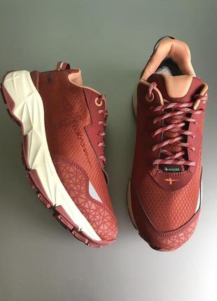 Кроссовки Tamaris gore-tex 39 р