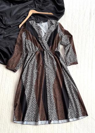 Сукня з принтом boohoo плюс сайз