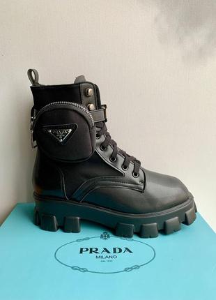 Ботинки женские prada monolith fur