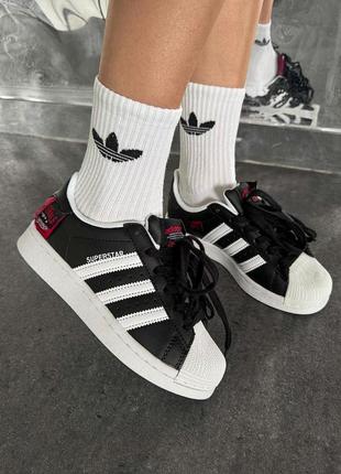 Крутые женские кроссовки adidas superstar the originals black white red premium чёрно-белые