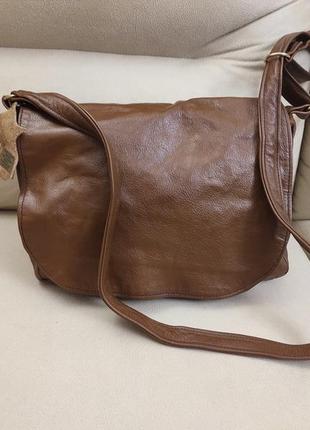 Шкіряна сумка з довгою ручкою