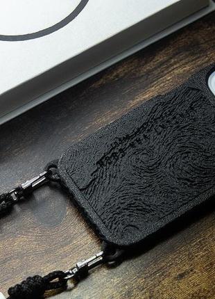 Чехол и пасок к iphone 15 10