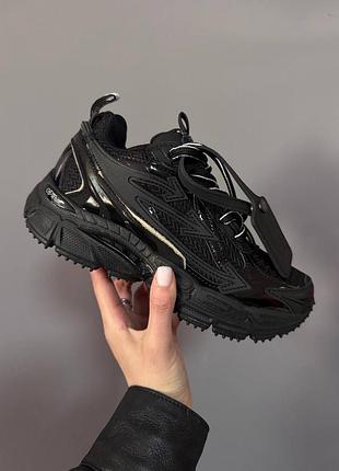 Кросівки off white