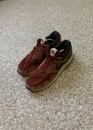 Nike air