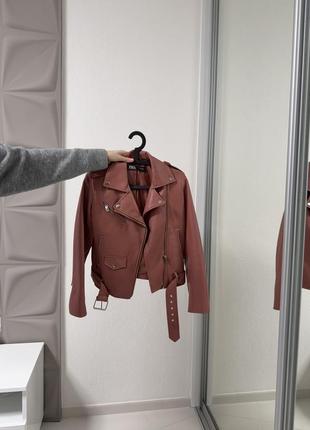 Крутая лежанка кораллового цвета zara, новая!