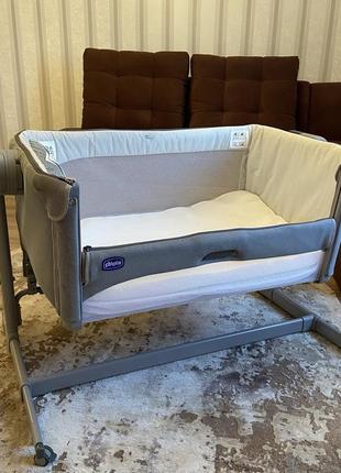 Дитяче приставне ліжечко chicco next2me