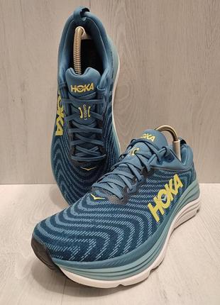 Кросівки