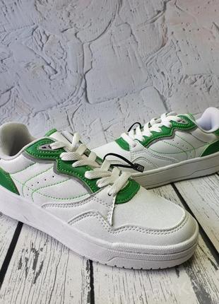 Кросівки zara