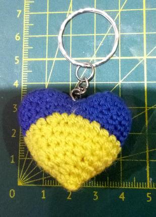 Украинский брелок сердечко для ключей